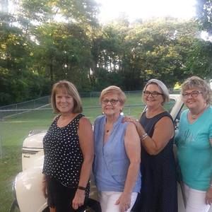 Meet your Posher, Debbie